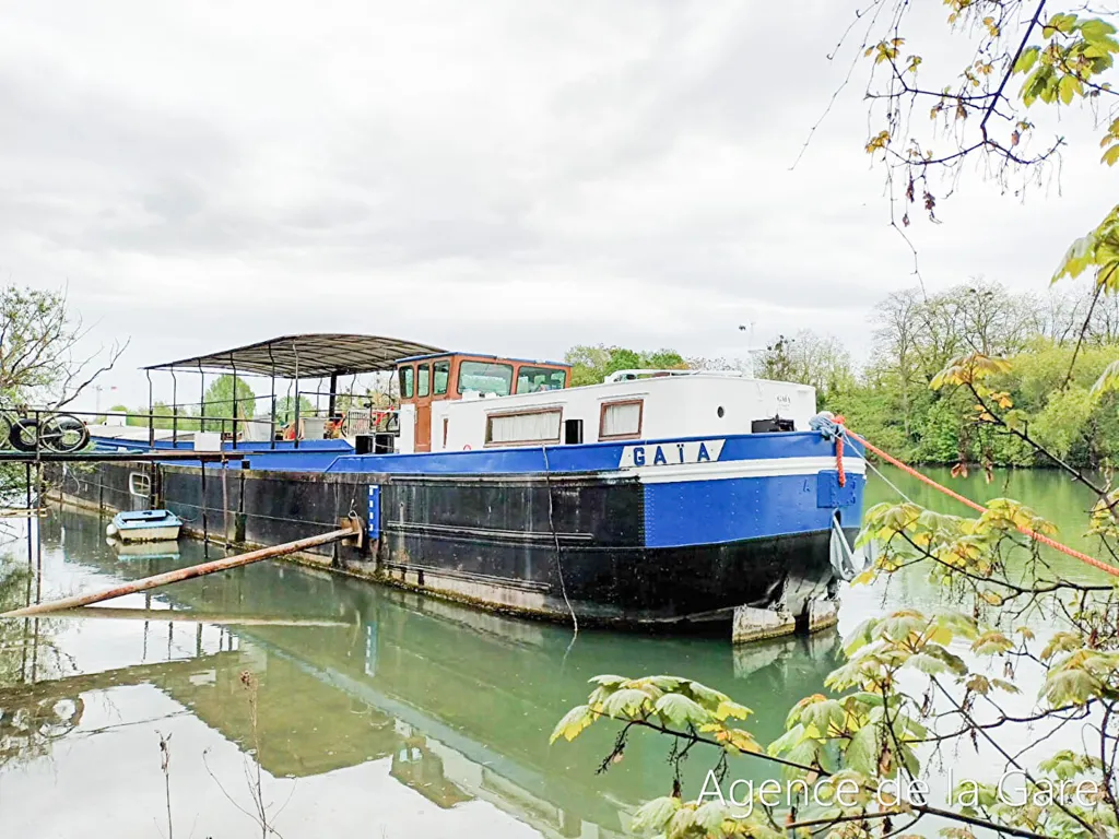 Välivaade - Boat with Garden Terrace in Bezons