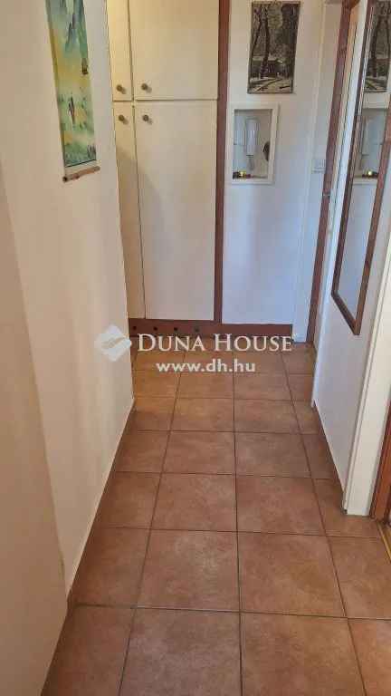 Hallway - Apartment with Balcony in Székesfehérvár