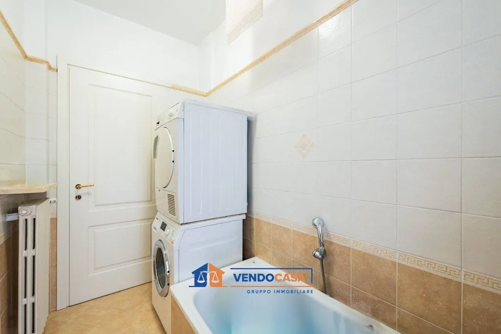 Vannitoad - Apartment with Balcony and Box in Fossano