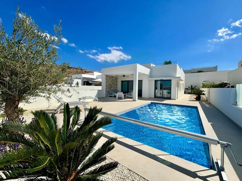 Piscine - Contemporary Villas with Pool in Rojales