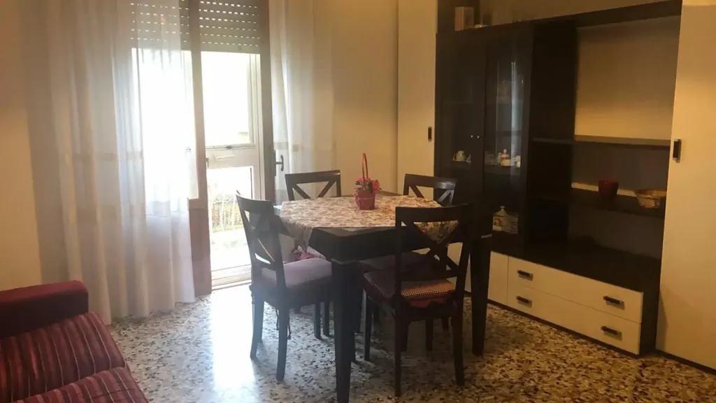 Sala da pranzo - Trilocale with Balcony in Pontedera