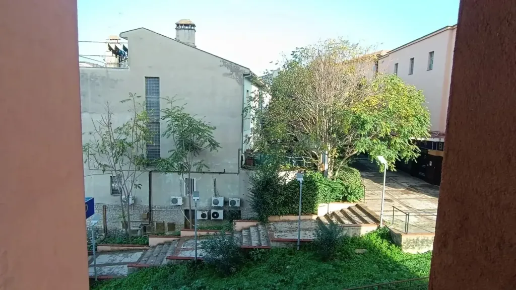 Aed - Apartment with Terrace near Perugia Station