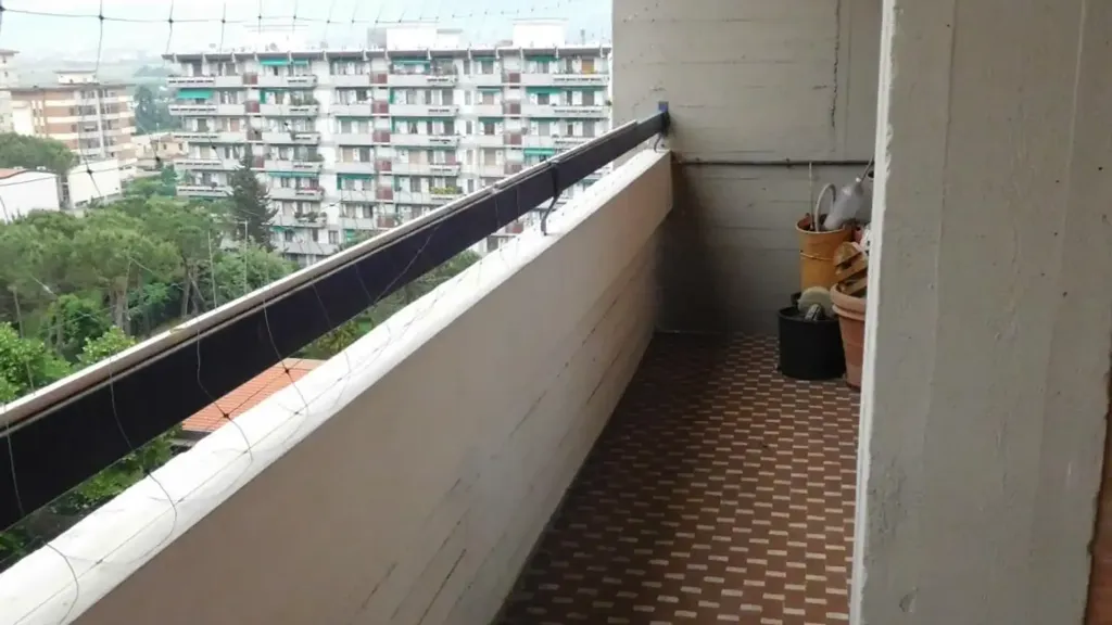Balcon - Fully Rented Apartment with Balcony in Florence