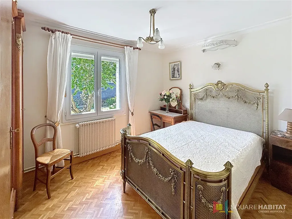 Maison 8 pièces à Tierce