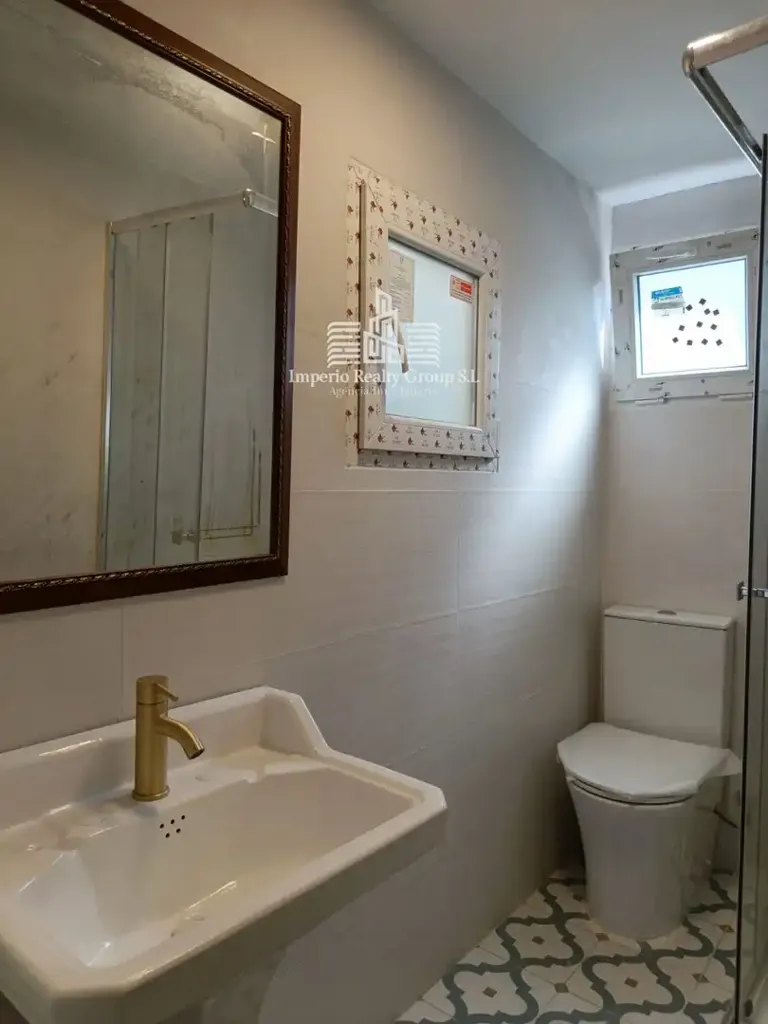 Bathrooms - Luminous Apartment with Terrace in Sama
