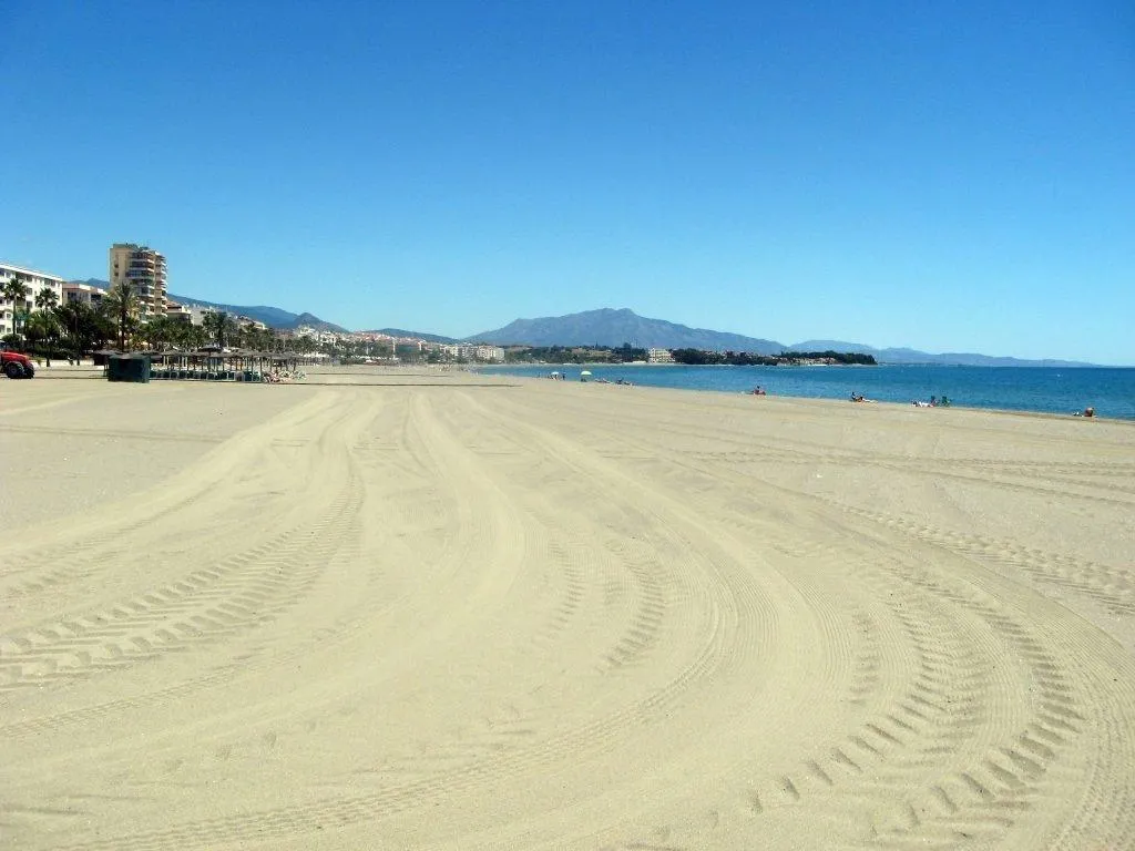 Penthouse Flat with Sea Views in Estepona