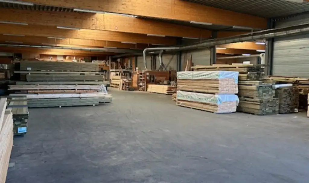 Buanderie - Site industriel avec appartement et studio à Manage