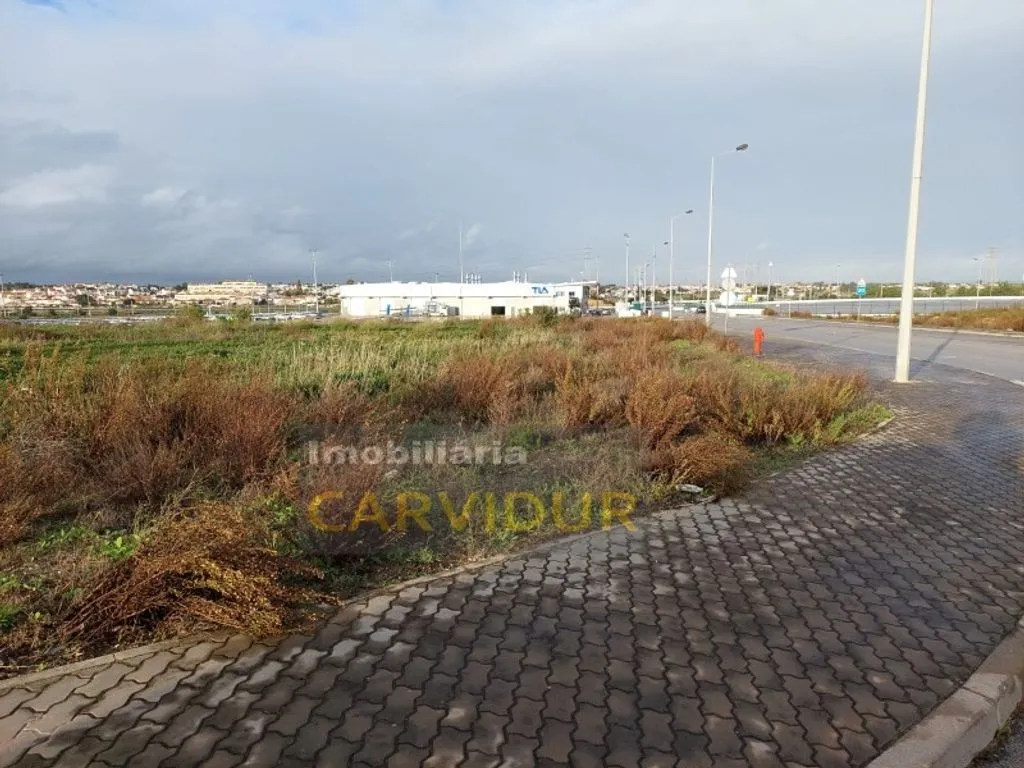 Jardin - Development Land in Industrial Setúbal