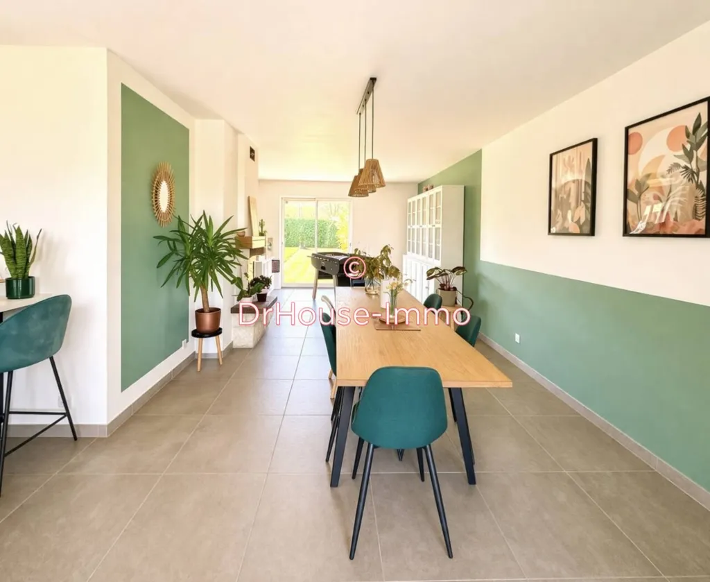 Salle à manger - Maison avec Jardin et Terrasses à Arques-la-Bataille