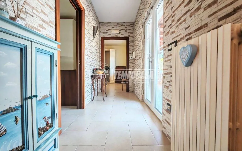 Entrée - Luxury Villa with Private Garden in Carraro Procino