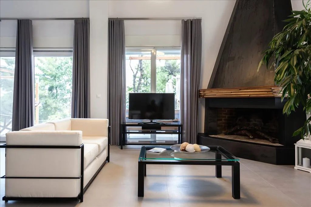 Maison 7 pièces à Kassandra