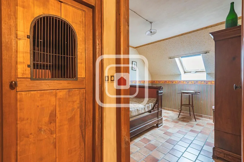 Esik - Restored Traditional House with Garden in Les Septvallons