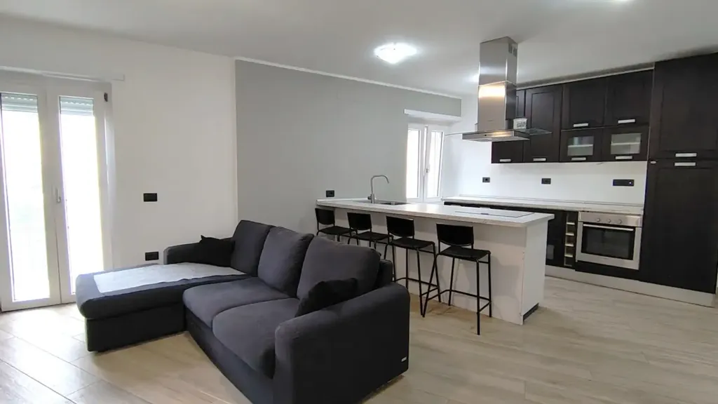 Cuisine - Rented Flat with Balcony in Settimo Torinese