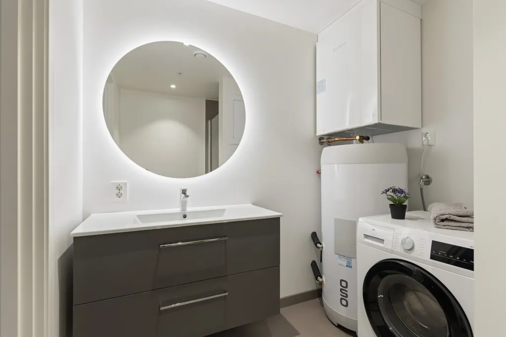 Utility Room - Modern Flat with Lift and Garage in Karmøy
