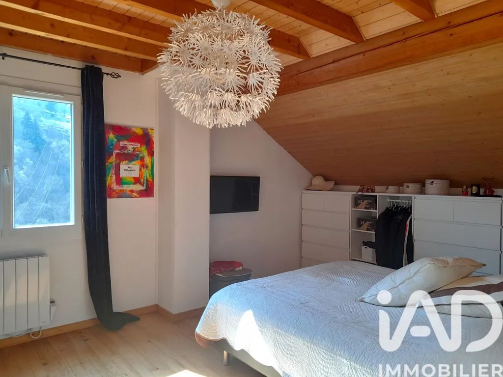 Magamistoad - Charming House with Large Garage in Le Haut-Bréda