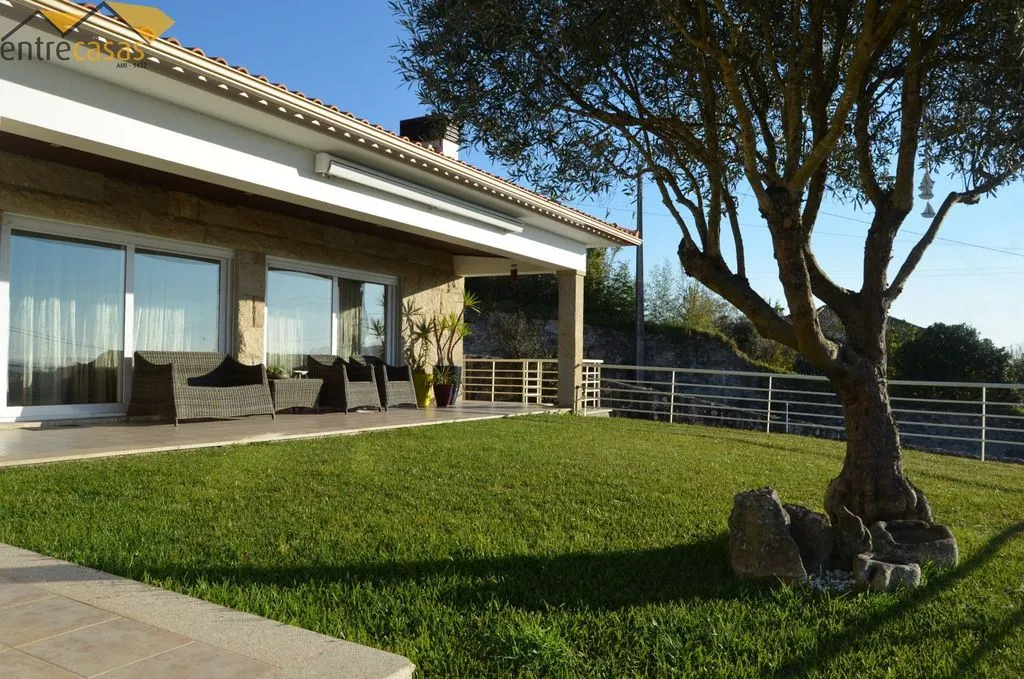 Terrace - Modern House with Sea Views in Carreço