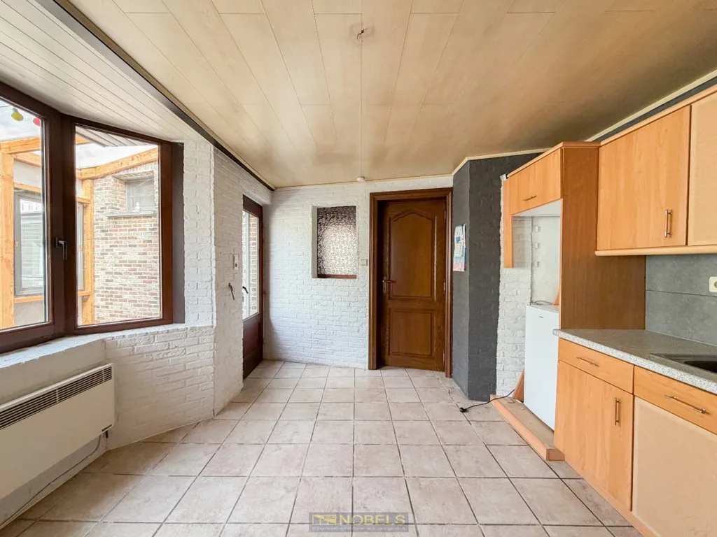 Köök - Half-Open House with Spacious Garden in Sint-Maria-Oudenhove