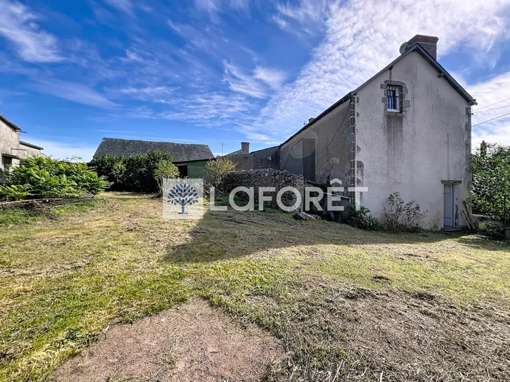 Extérieur - Maison en Pierre à Rénover près de Saint-Varent