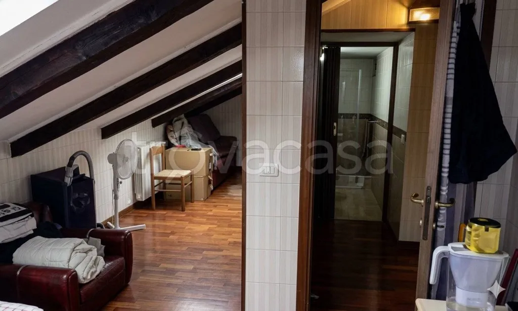 Pièces - Period Apartment with Balcony in Torino