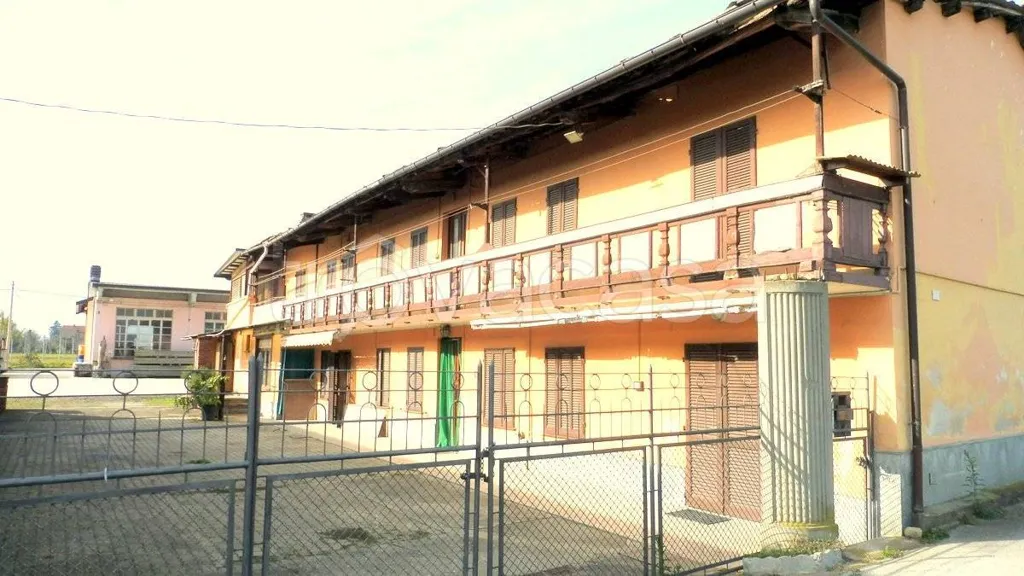 Välivaade - Restored Casale with Private Garden in Cavour
