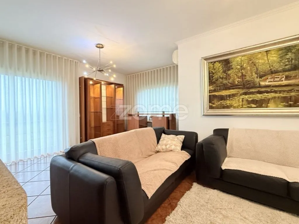 Elutuba - Luxury House with Garage in Brito, Guimarães