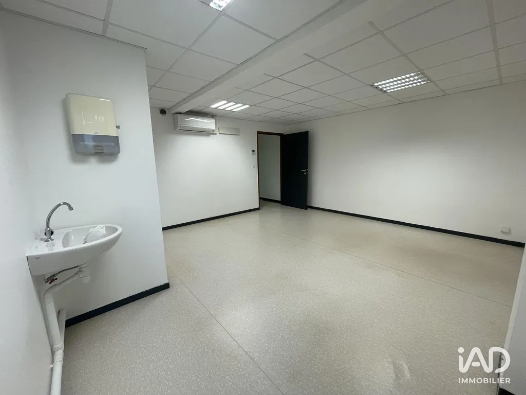 Kabinet - Professional Unit in Town Centre, Plaisance-du-Touch