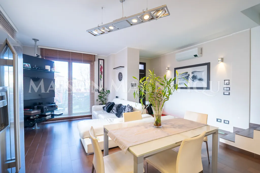 Living Room - Semi-detached House with Solar Panels in Argenta