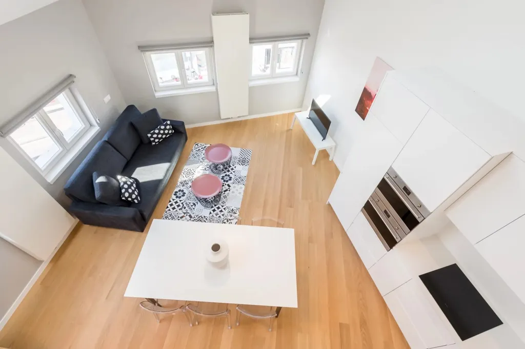 Elutuba - Unfurnished Duplex with Mezzanine in Ixelles