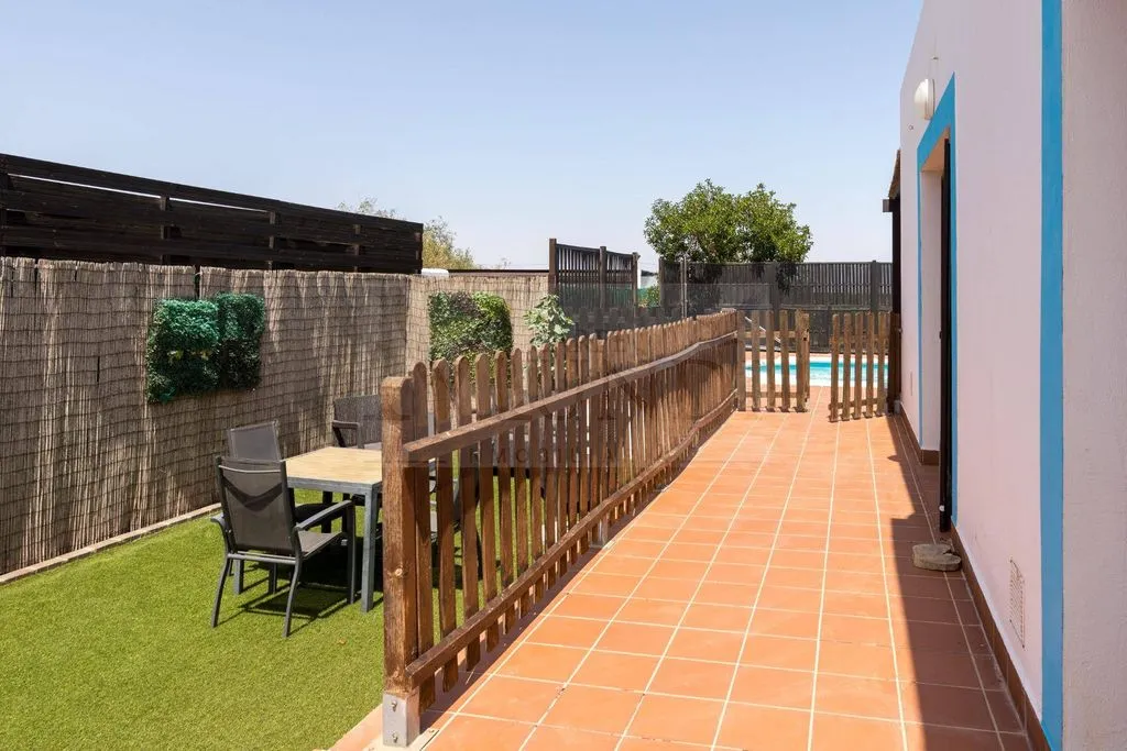 Piscine - Luxury Villa with Pool in Villaverde, Getafe