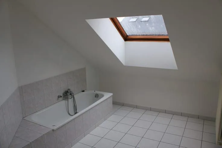 Salles de bain - Duplex avec Jardin à Léglise