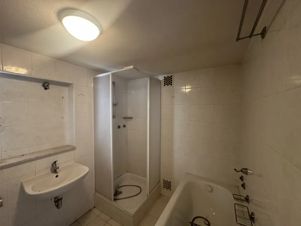Bagni - Multi-Generational House with Garden near Balaton, Gyenesdiás