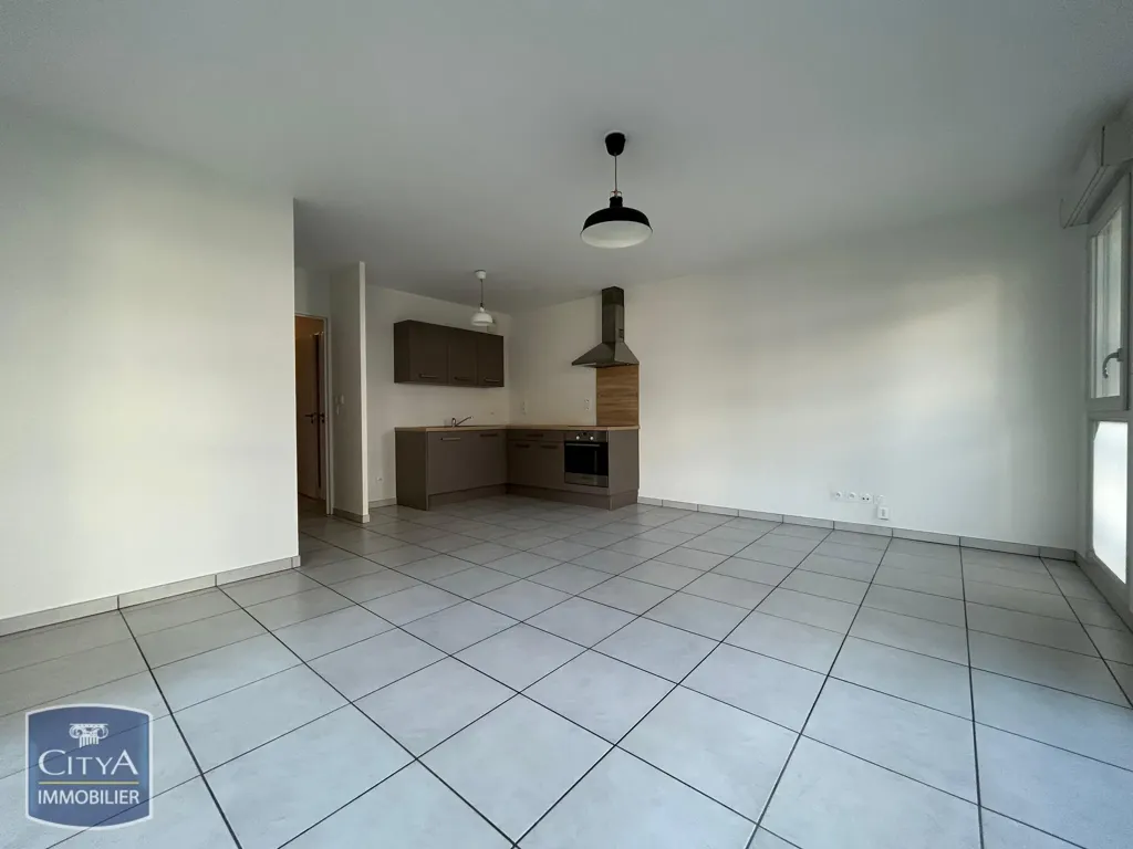 Cuisine - Appartement 3 Pièces avec Terrasse dans le 8e Arrondissement de Lyon