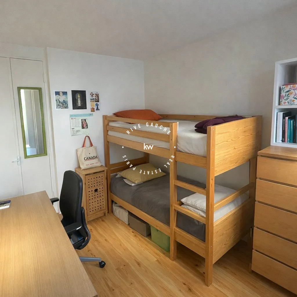 Magamistoad - Spacious Apartment with Balcony in Vanves