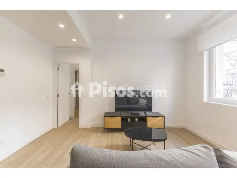 Séjour - Modern Flat with Park Proximity in Retiro