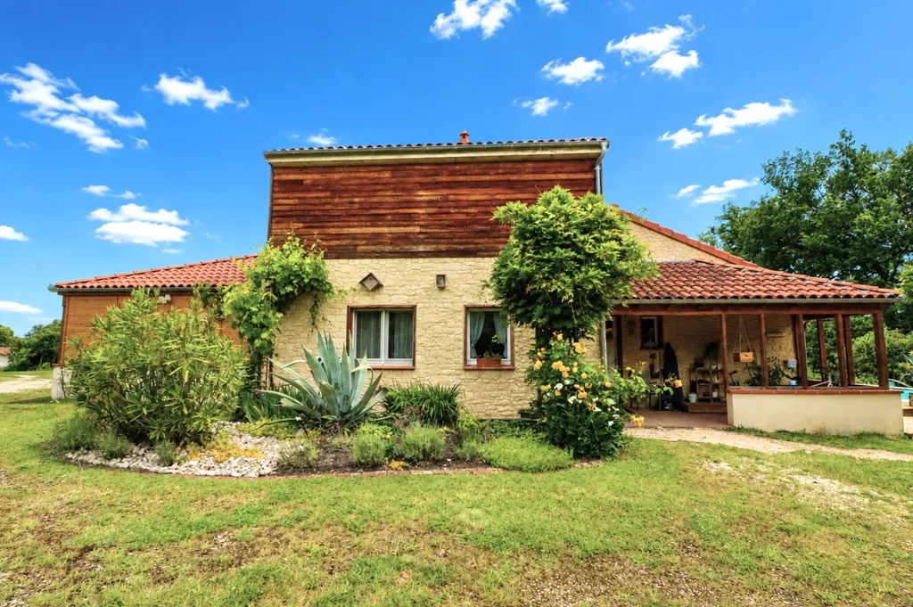 Extérieur - Maison Contemporaine avec Piscine en Campagne
