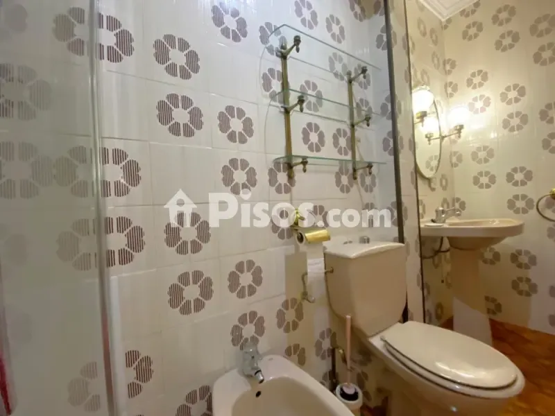 Vannitoad - Apartment with City Views in Torrelavega