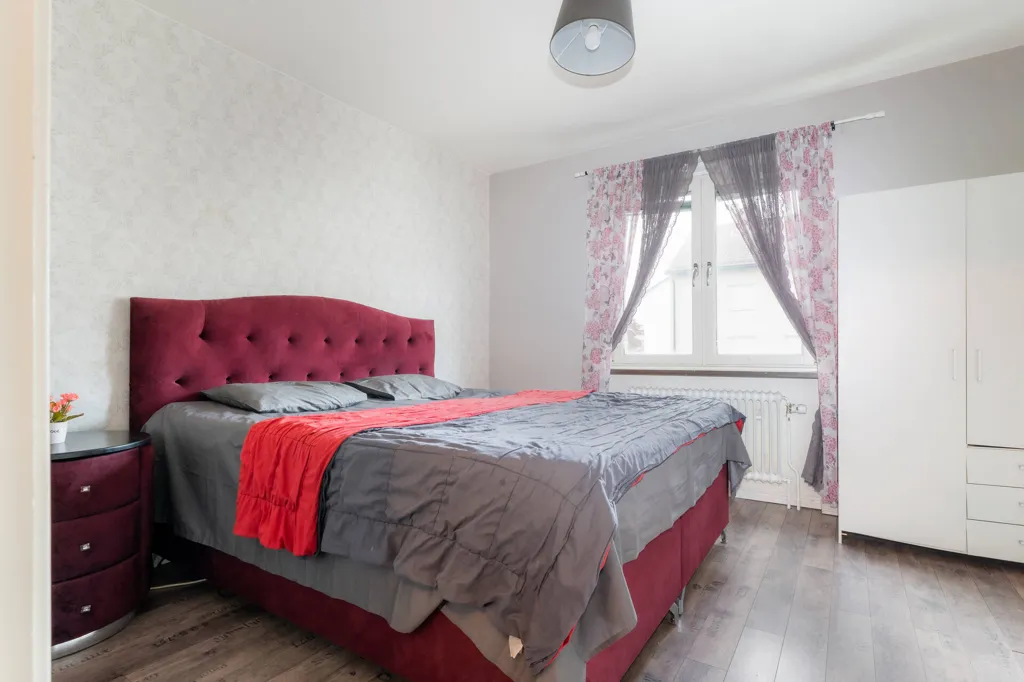 Magamistoad - Converted Flat with Balcony in Nyköping