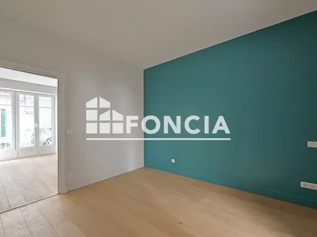 Pièces - Appartement avec Cour Privée en Centre-Ville de Montpellier