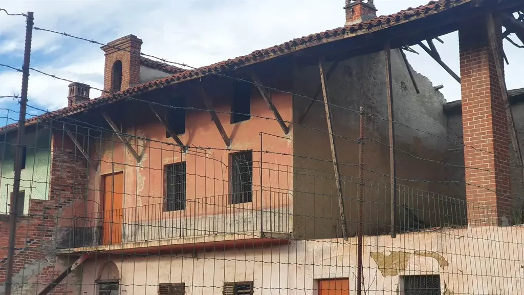 Välivaade - Traditional Farmhouse with Private Garden in Cigliano