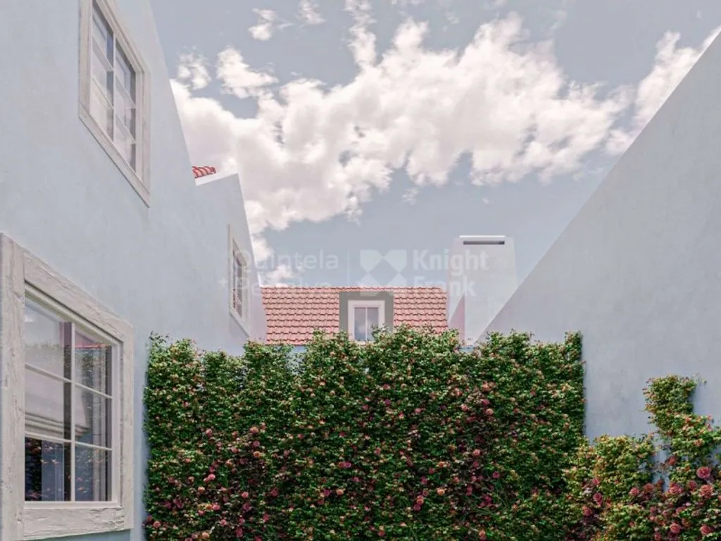 Garden - Luxury Apartment Complex in Historic Setúbal