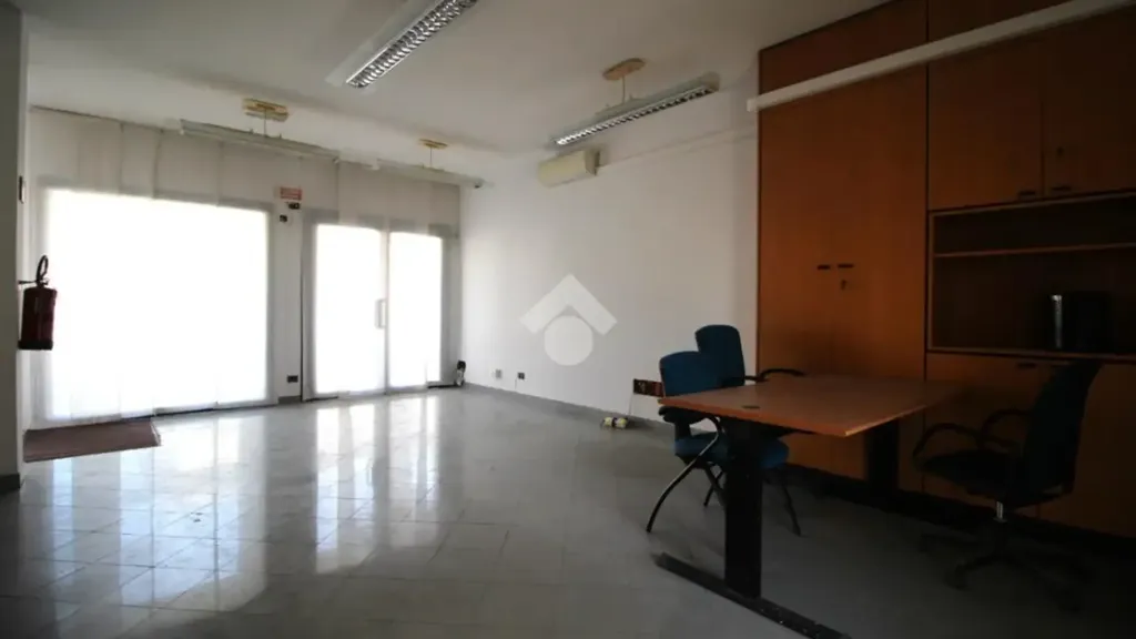 Studio - Office Space with Balcony in Marmirolo