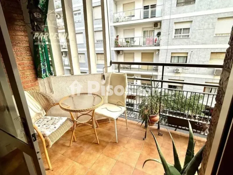 Rõdu - Student-Friendly Flat with Terrace in Poniente-Sur