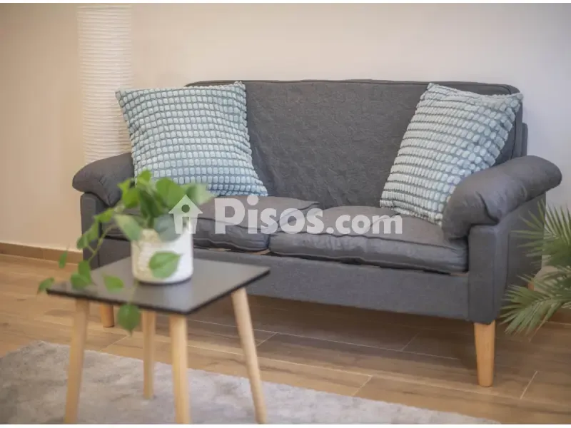 Elutuba - Studio Flat with Patio in Carrer de la Mare Eterna
