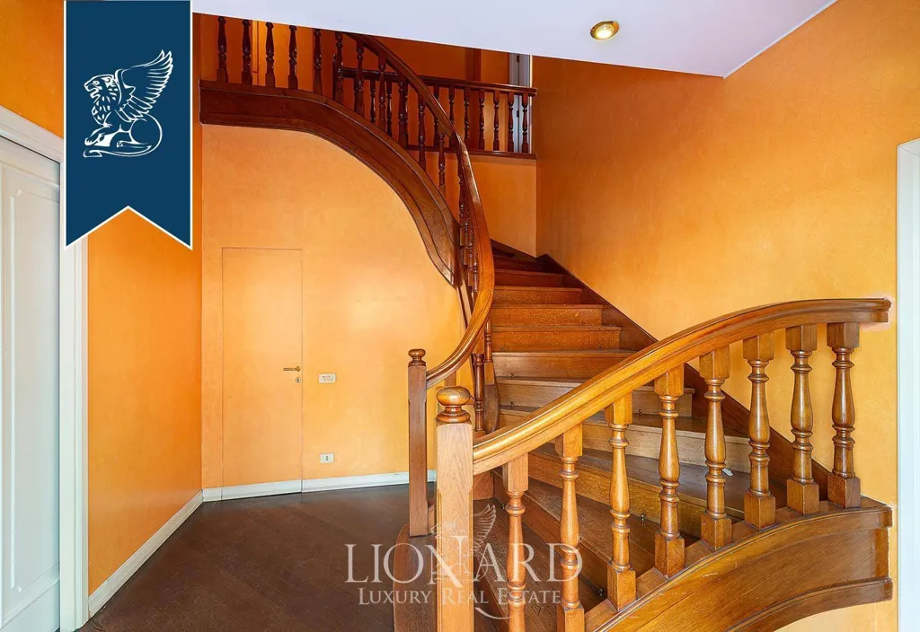 Toad - Luxury Flat with Botanical Terrace in Milan