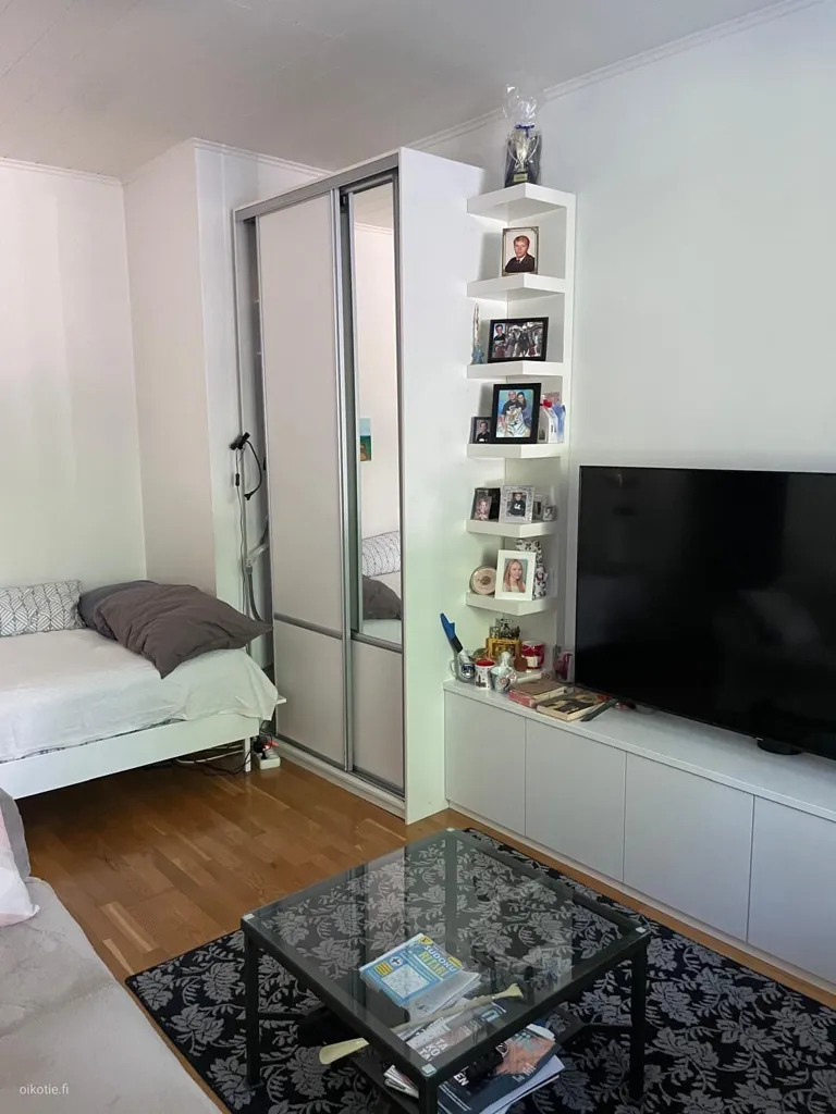 Magamistoad - One-Bedroom Flat with Garden View in Taka-Töölö