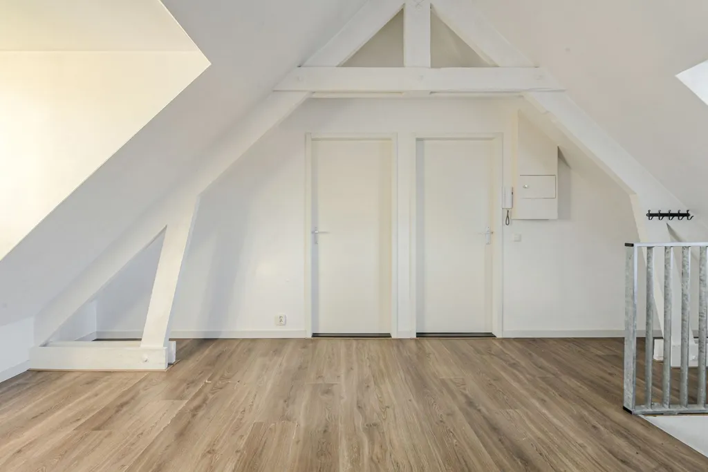 Pièces - Compact Apartment with Terrace in Breda