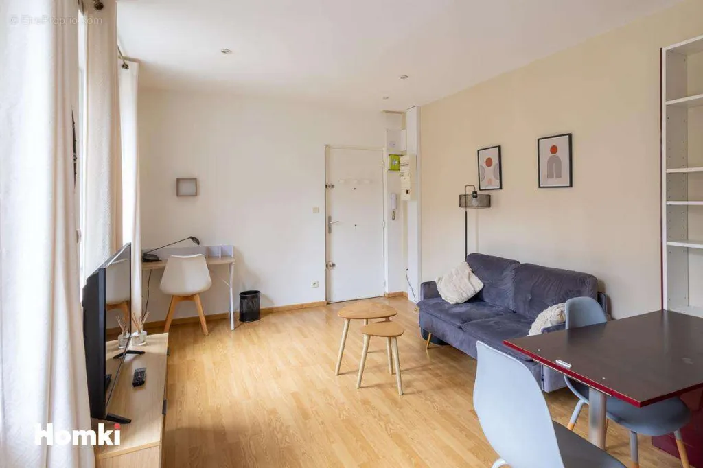Séjour - Appartement T2 en Centre-ville à Saint-Étienne