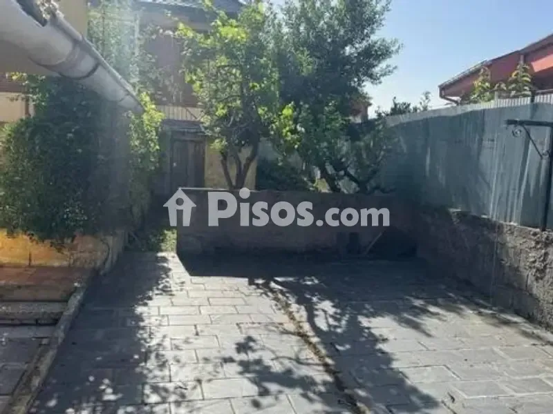 Giardino - Chalet with Two Independent Units in Bembibre