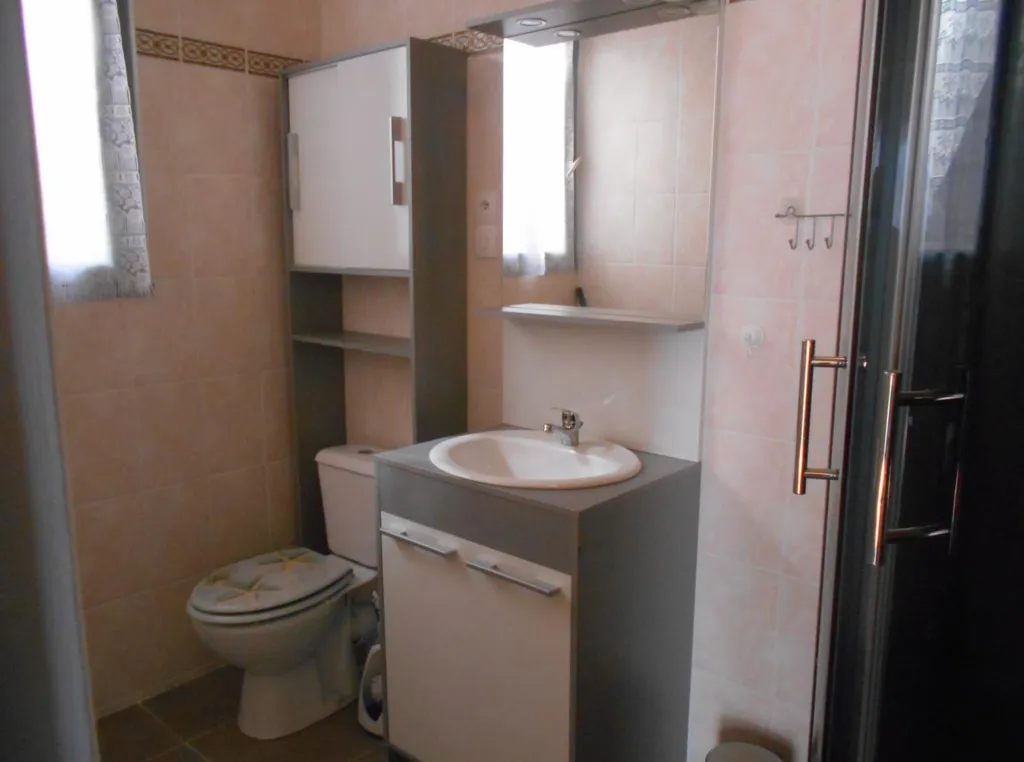 Salles de bain - Villa T3 avec Terrasse et Solarium à 50m de la Plage