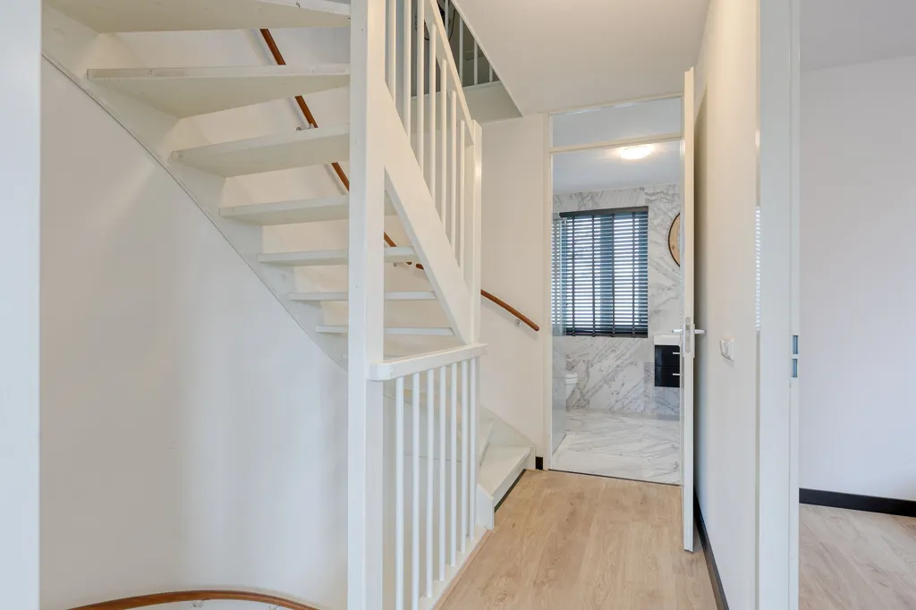 Pièces - Maison 4 pièces à Nieuw-Roden